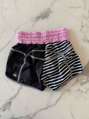 Rare Lululemon Seawheeze Shorts with Pink Waistband